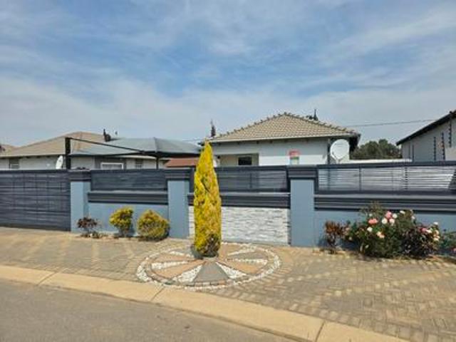 House for sale in Ekurhuleni, Gauteng