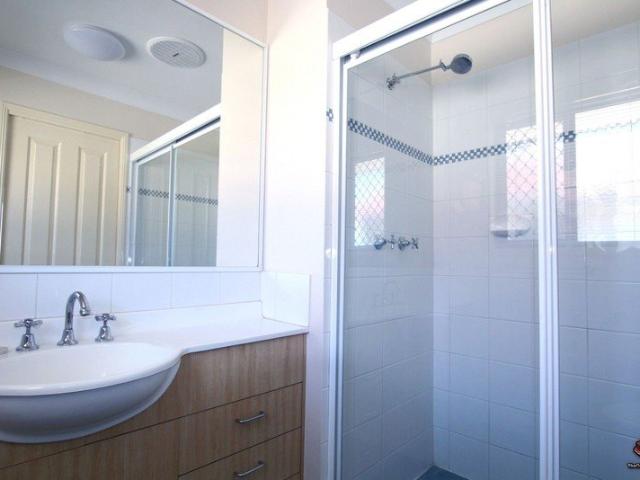 Townhouse for rent in Toombul, Queensland