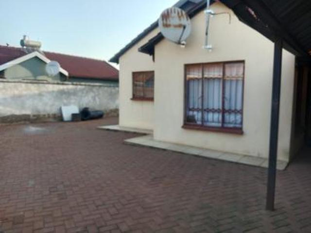 House for sale in Vosloorus, Gauteng