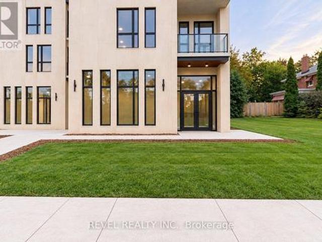 Commercial for rent in Niagara, Ontario