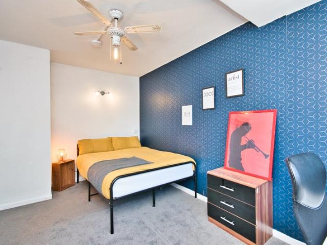 Apartment for rent in Limehouse, Greater London