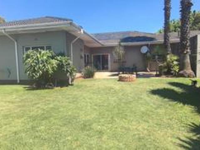 House for sale in Florida Hills, Roodepoort