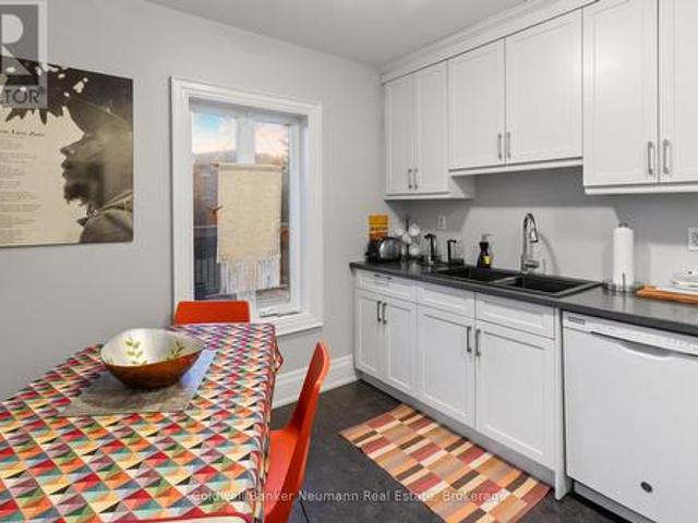 Property for rent in Guelph Downtown Neighbourhood Association, Guelph