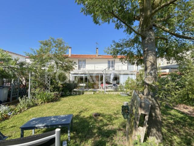 Maison vente à France métropolitaine, Saint-just-luzac