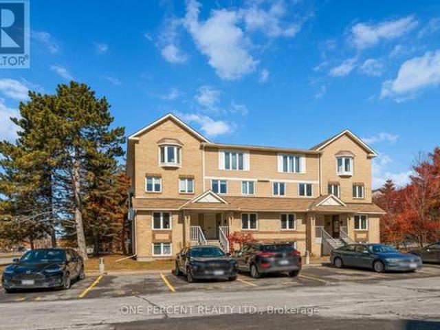 Townhouse for sale in Bilberry Creek, Ottawa