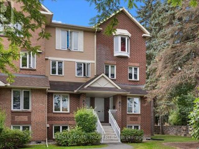 Townhouse for rent in Mulhurst Bay, Ontario