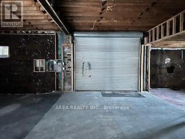 Land for rent in Toronto