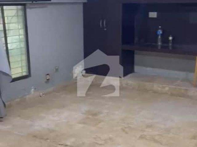 Office for rent in کراچی ڈویژن, North Waziristan