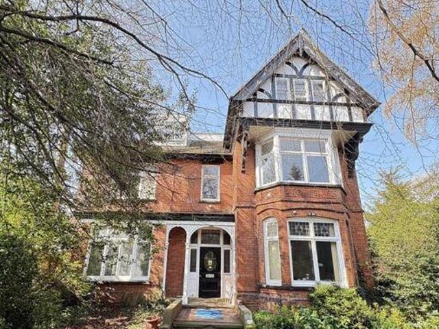 House for sale in Grimsby, North East Lincolnshire