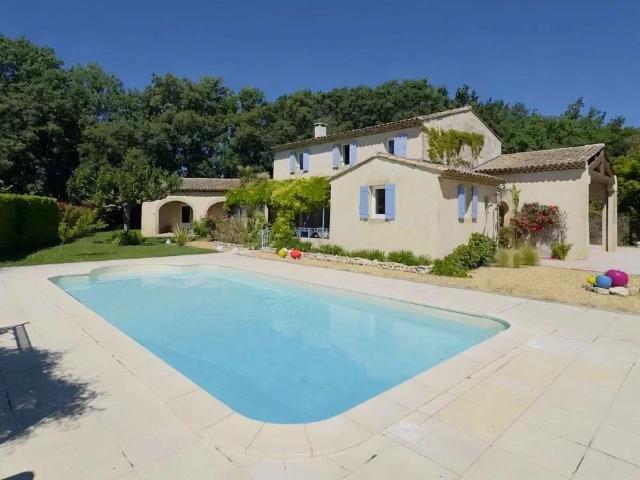 Maison vente à Aix-en-Provence, Saint-cannat