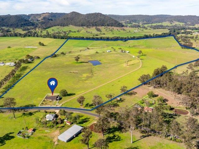 Cottage for sale in Glen William, New South Wales