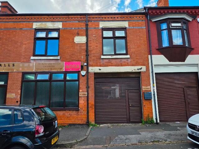 Apartment for rent in Spinney Hills, Old Wharf