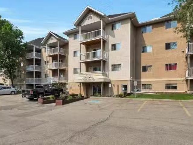 Condo for sale in Wedgewood, Alberta