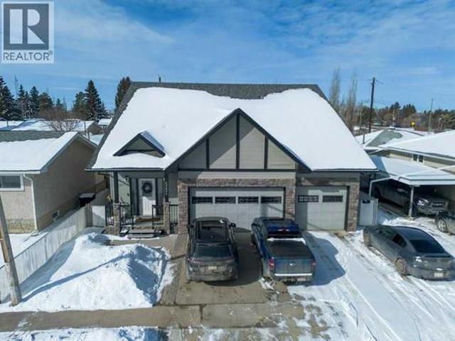 House for sale in Blackfalds, Alberta