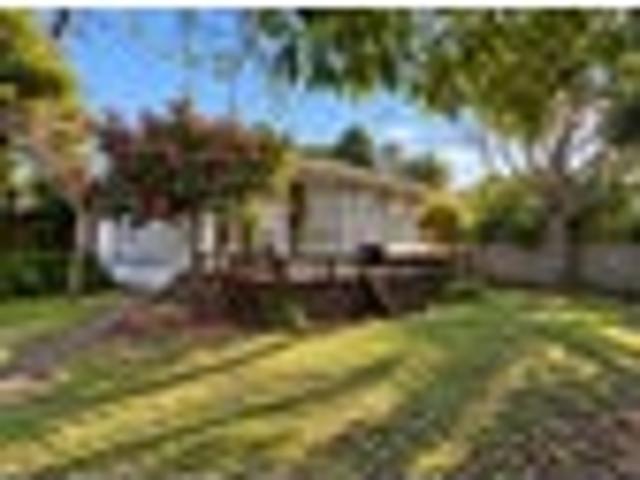 Apartment for sale in Kelston, Whau