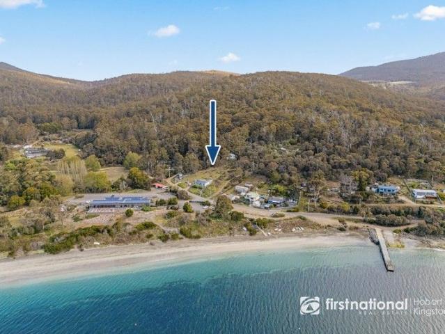 Land for sale in Adventure Bay, Tasmania