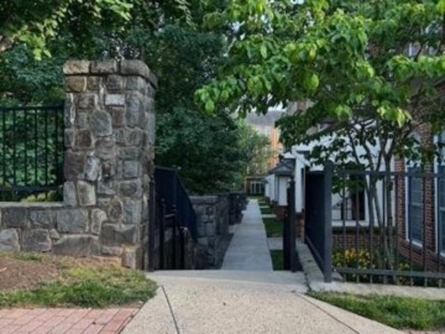 Condo for sale in Fairfax