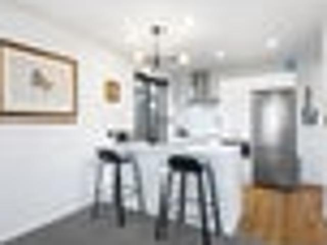 House for sale in West Village Faringdon, Rolleston