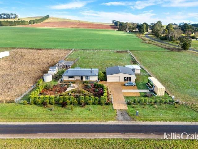 House for sale in Mollongghip, Victoria
