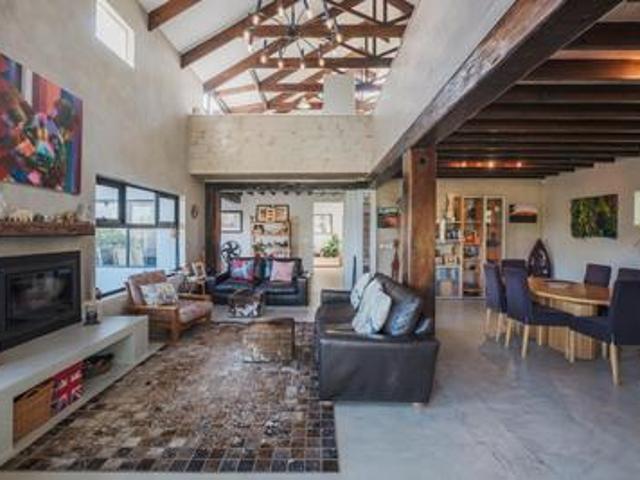 House for sale in Berg-en Dal Estate, Hout Bay