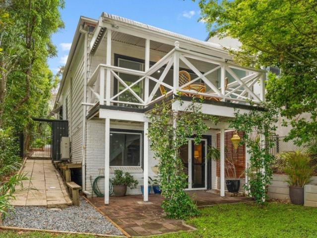 House for sale in Bolton Point, Newcastle-Maitland