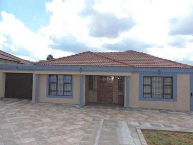 House for sale in Kempton Park, City of Ekurhuleni Metropolitan Municipality