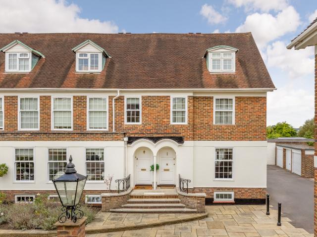 House for rent in London Borough of Merton, Greater London
