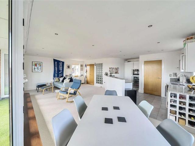 Apartment for rent in Hampshire