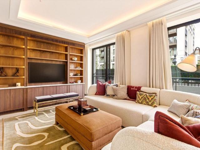Apartment for rent in Belgravia, Greater London