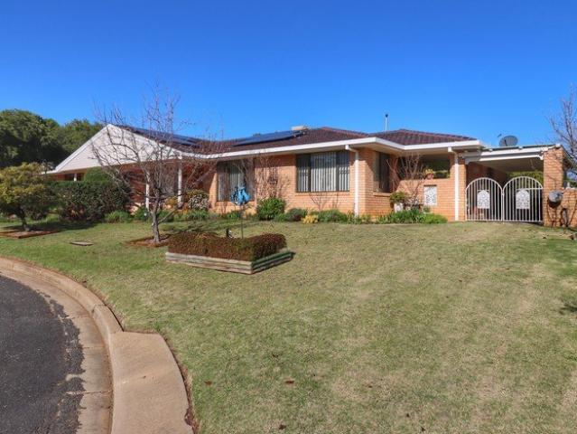House for sale in Cowra, New South Wales
