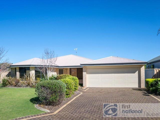 House for sale in Broadwater, Western Australia