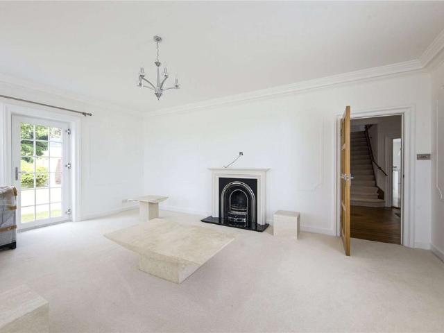 House for rent in Blackhills, Surrey