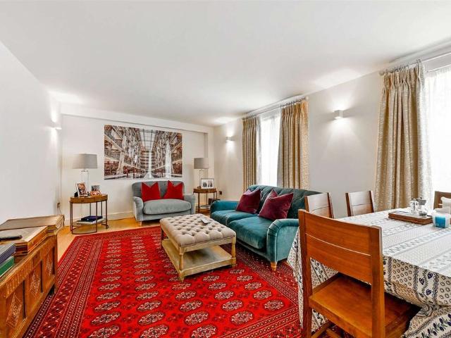 House for rent in Clewer Village, Windsor