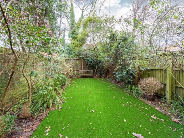 Apartment for rent in Belsize Park, Isle Of Man