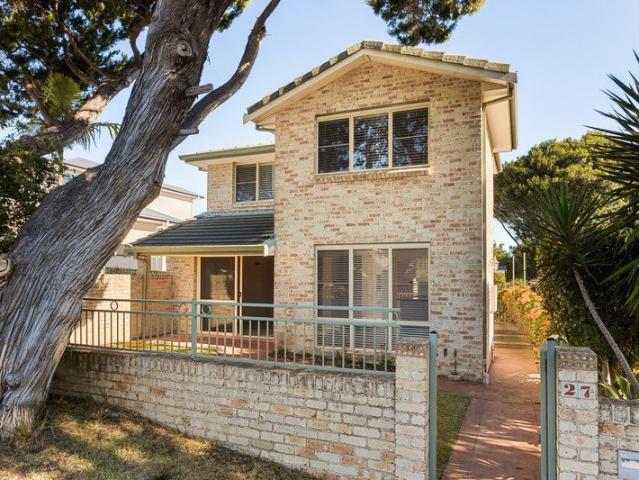 Townhouse for rent in Sutherland, New South Wales