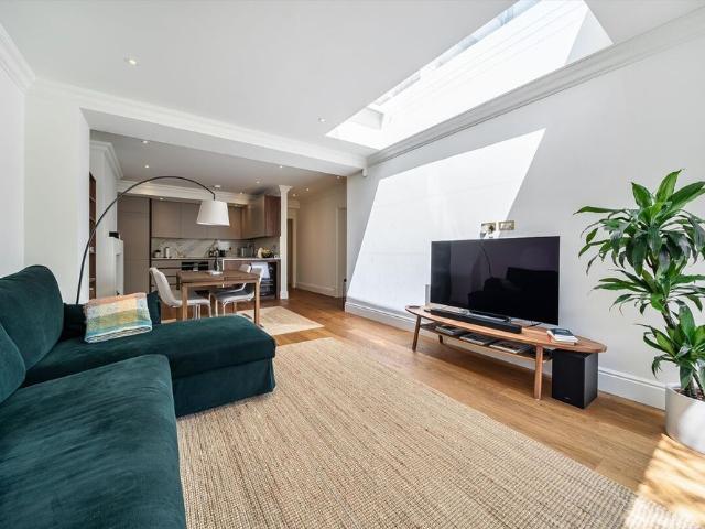 House for rent in St. John's Wood, Greater London