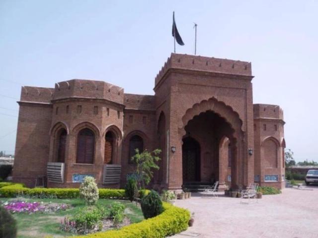 House for sale in Chiniot, Islamabad Capital Territory