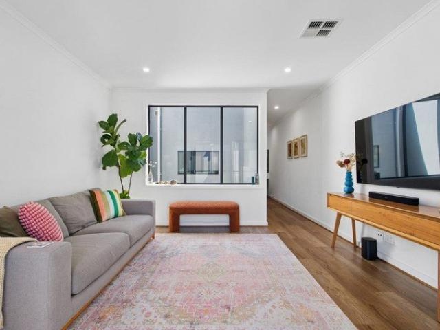 Townhouse for rent in Horseshoe Creek, South Australia