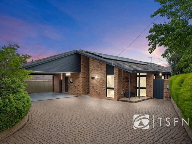 House for sale in Strathdale, Bendigo
