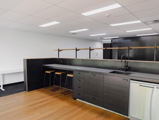 Retail for rent in Manuka, South Canberra