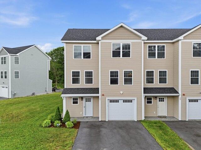 House for sale in New Hampshire