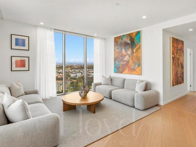 Apartment for sale in Main Beach, Gold Coast City