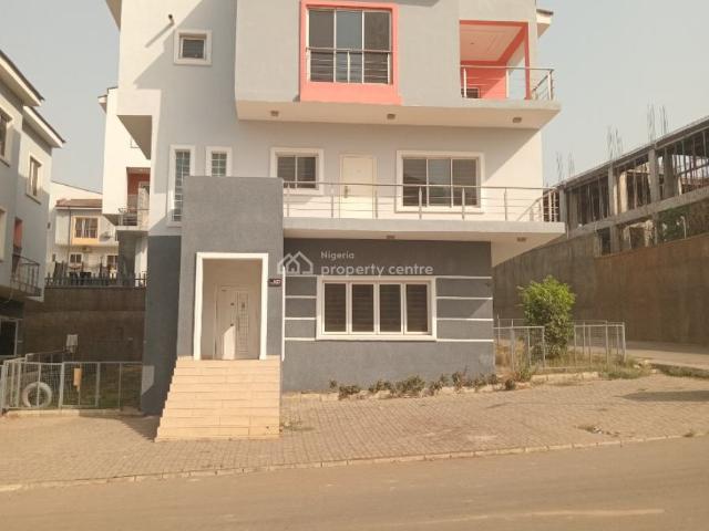 Detached duplex for rent in Maitama, Sokoto