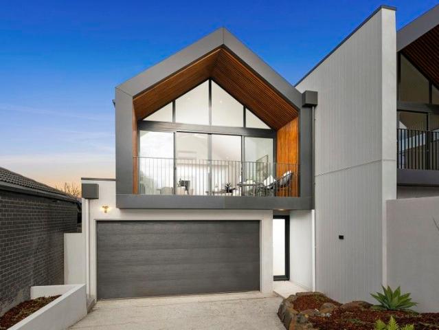 Townhouse for sale in Geelong, Victoria