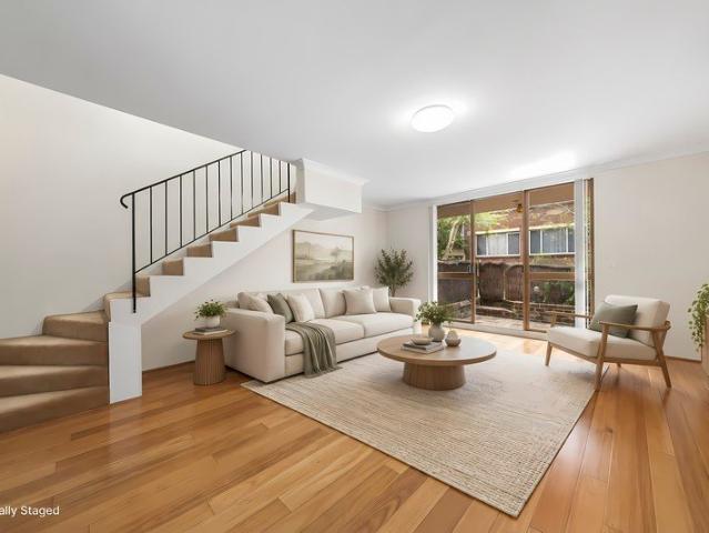 Townhouse for sale in Lower North Shore, Sydney