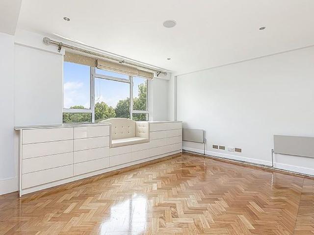 Apartment for rent in St. John's Wood, Greater London