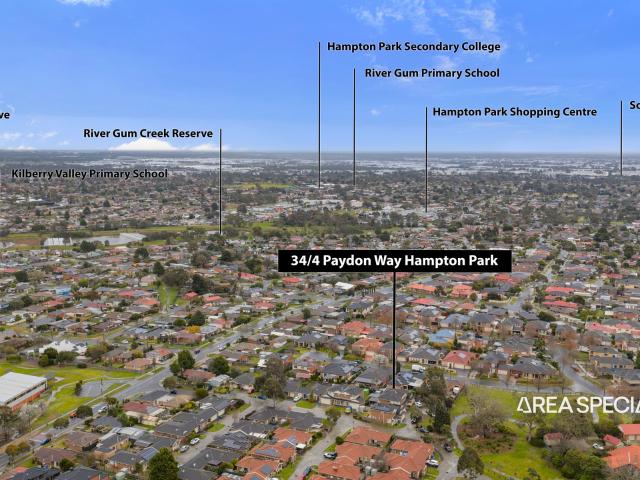 Townhouse for sale in Camerons Creek, Victoria