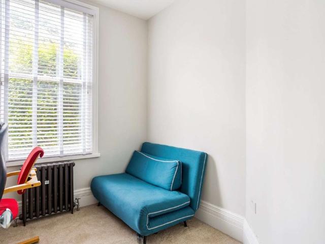 Apartment for rent in St Albans, Five Acres