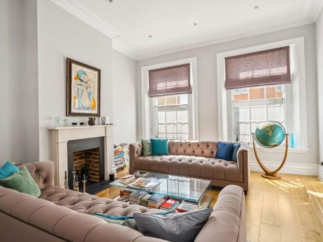 Apartment for rent in Brompton, Greater London
