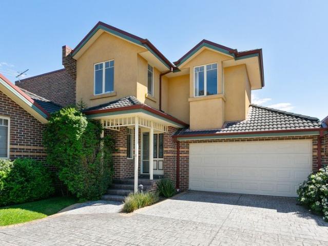 Townhouse for sale in Reservoir, Melbourne